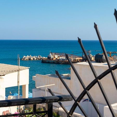 Lovely Sea View Apartment At The Heart Of The Town Ierápetra Extérieur photo