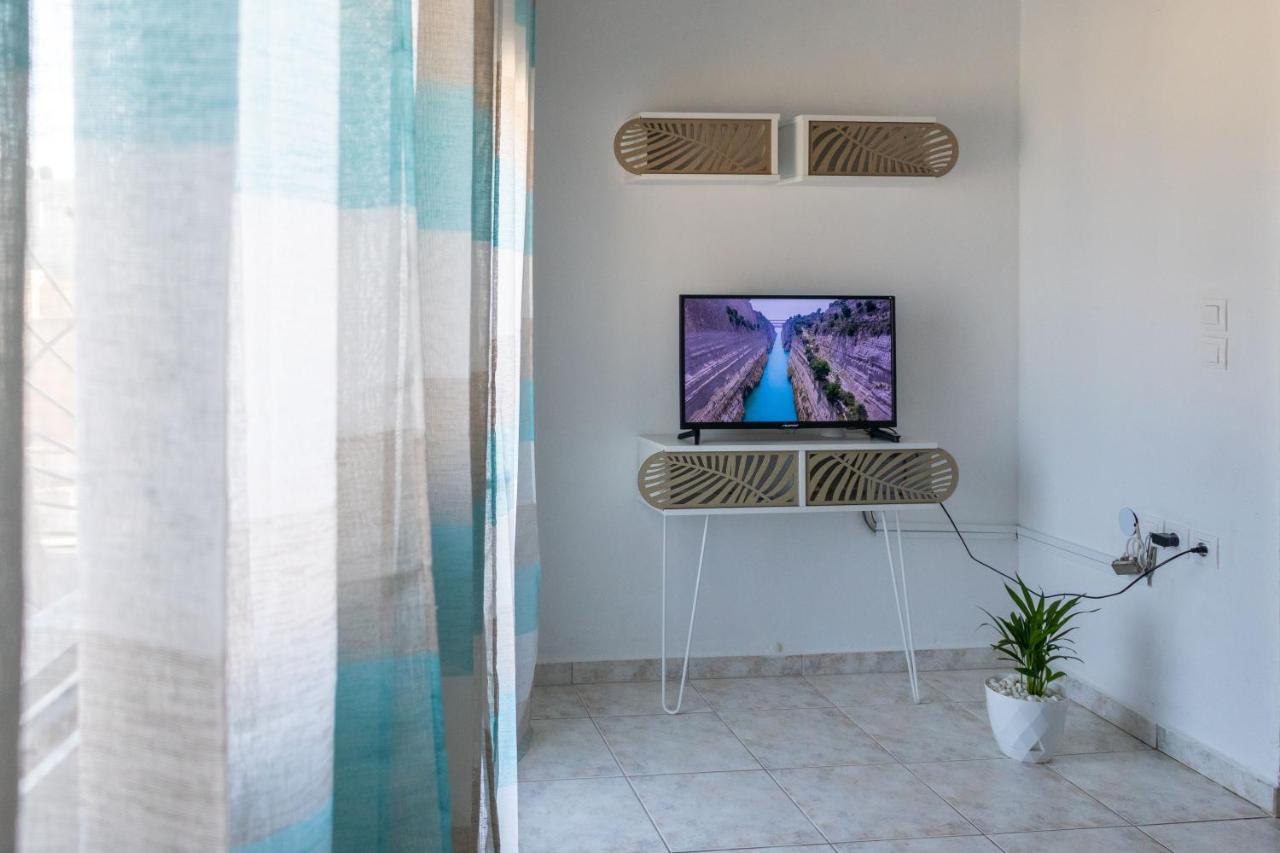 Lovely Sea View Apartment At The Heart Of The Town Ierápetra Extérieur photo