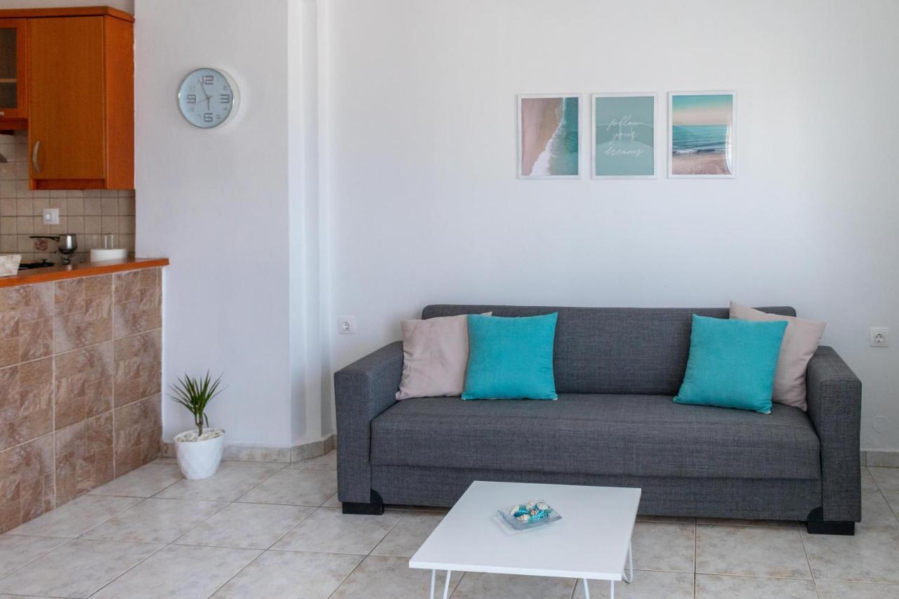 Lovely Sea View Apartment At The Heart Of The Town Ierápetra Extérieur photo